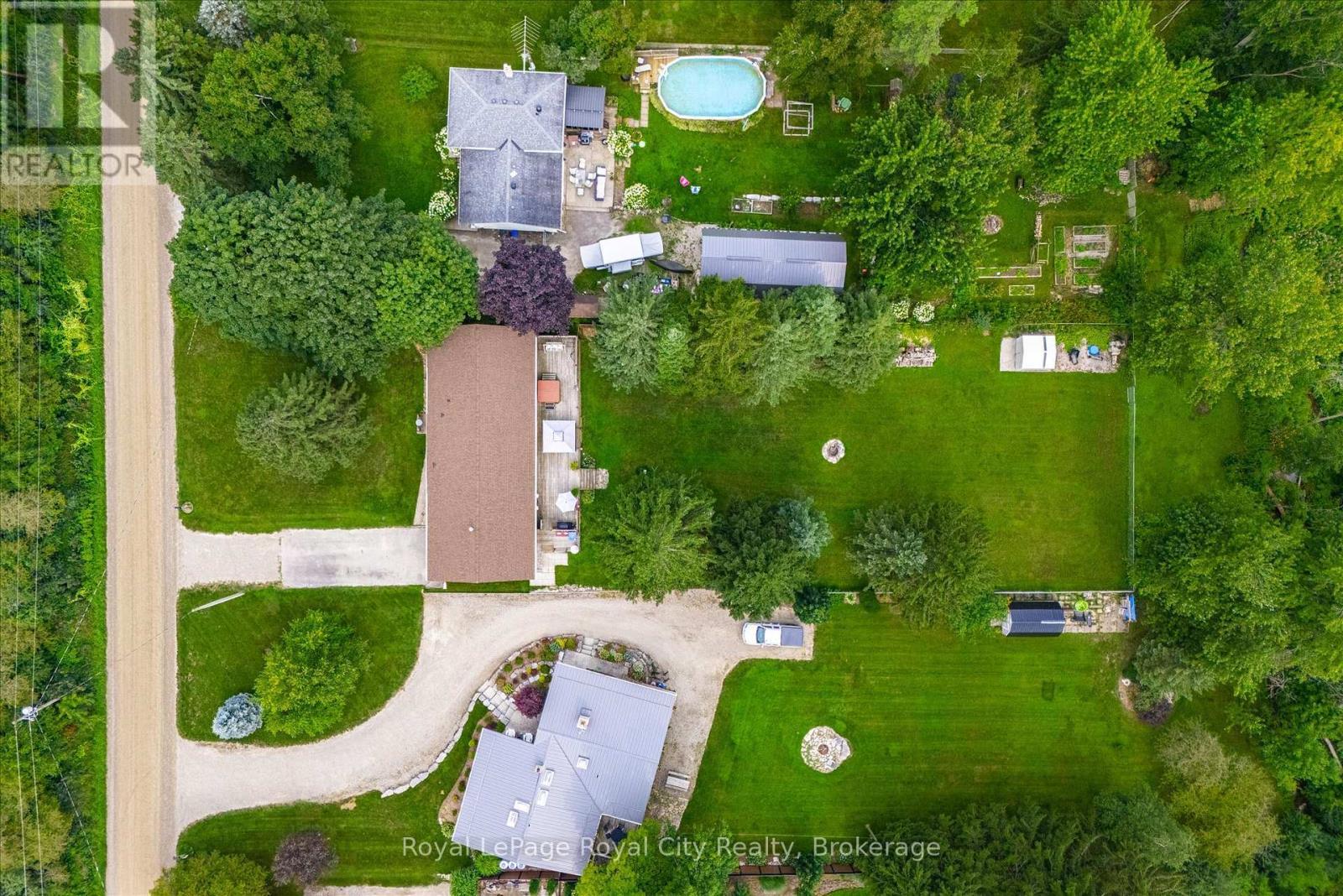 












6167 GUELPH STREET

,
Centre Wellington,




Ontario
N0B1S0

