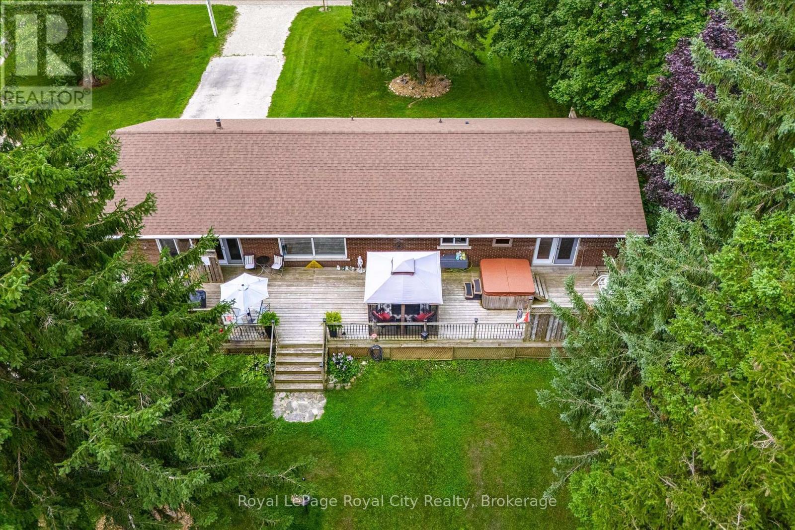 












6167 GUELPH STREET

,
Centre Wellington,




Ontario
N0B1S0

