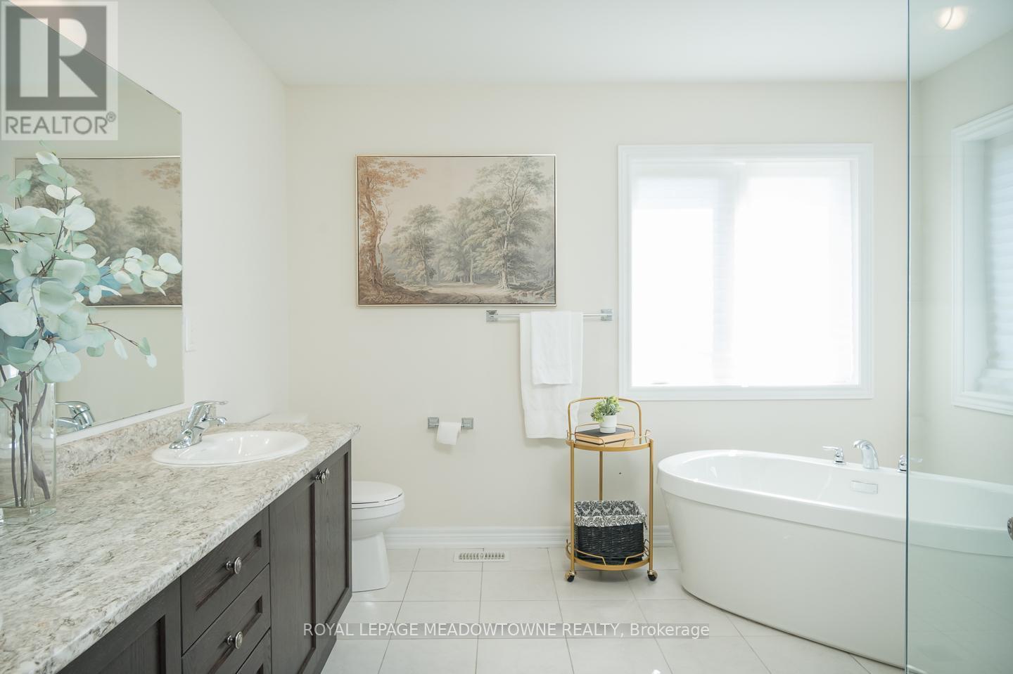 












164 DREXLER AVENUE

,
Guelph/Eramosa,




Ontario
N0B2K0

