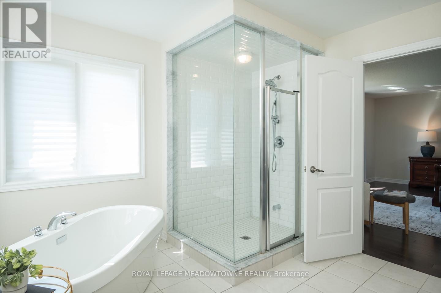












164 DREXLER AVENUE

,
Guelph/Eramosa,




Ontario
N0B2K0

