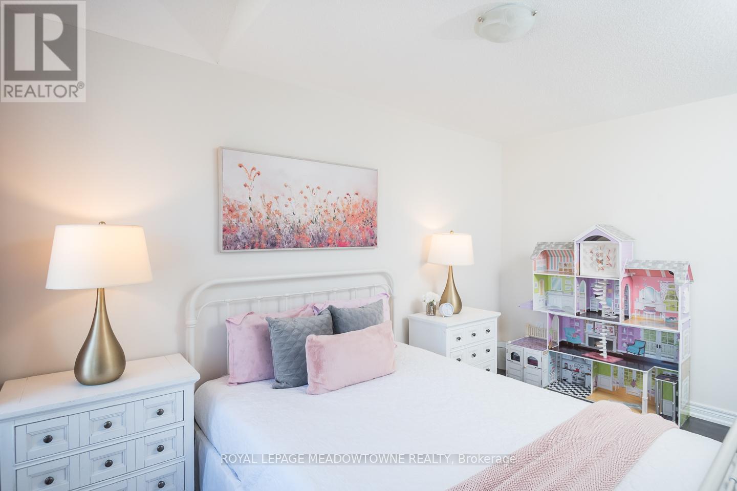 












164 DREXLER AVENUE

,
Guelph/Eramosa,




Ontario
N0B2K0


