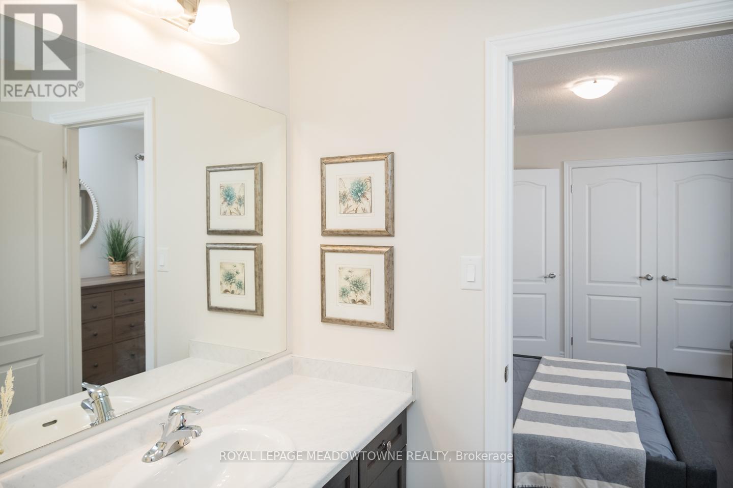 












164 DREXLER AVENUE

,
Guelph/Eramosa,




Ontario
N0B2K0

