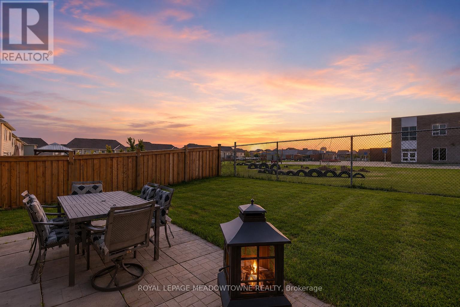 












164 DREXLER AVENUE

,
Guelph/Eramosa,




Ontario
N0B2K0

