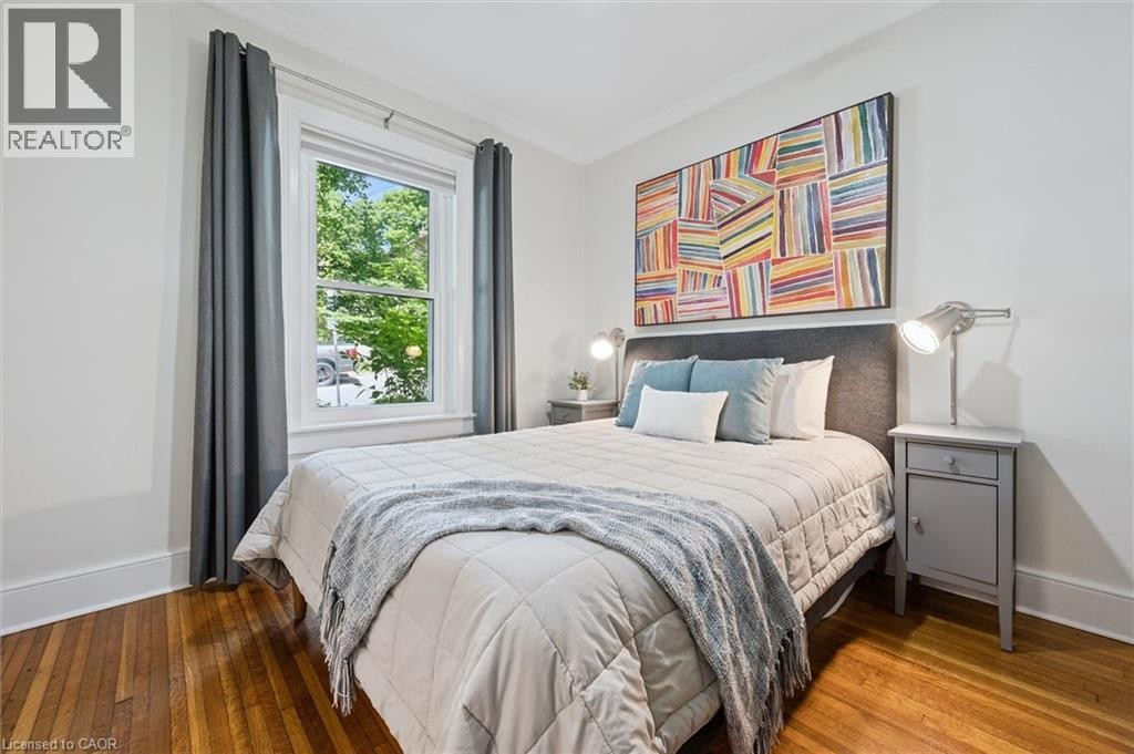 












164 KING Street

,
Guelph,




Ontario
N1E4R1

