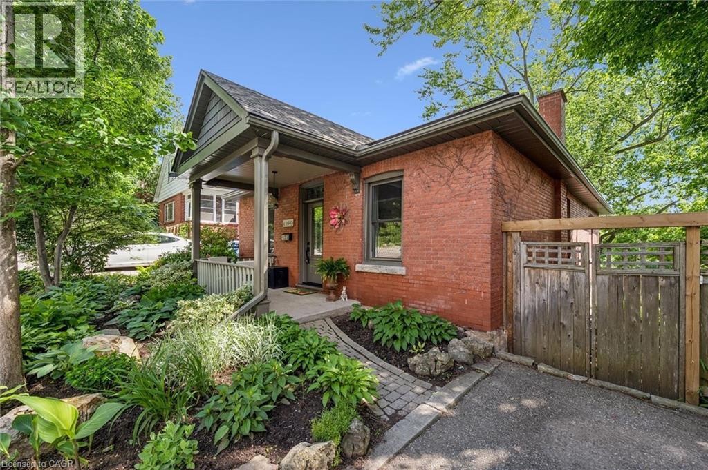 












164 KING Street

,
Guelph,




Ontario
N1E4R1

