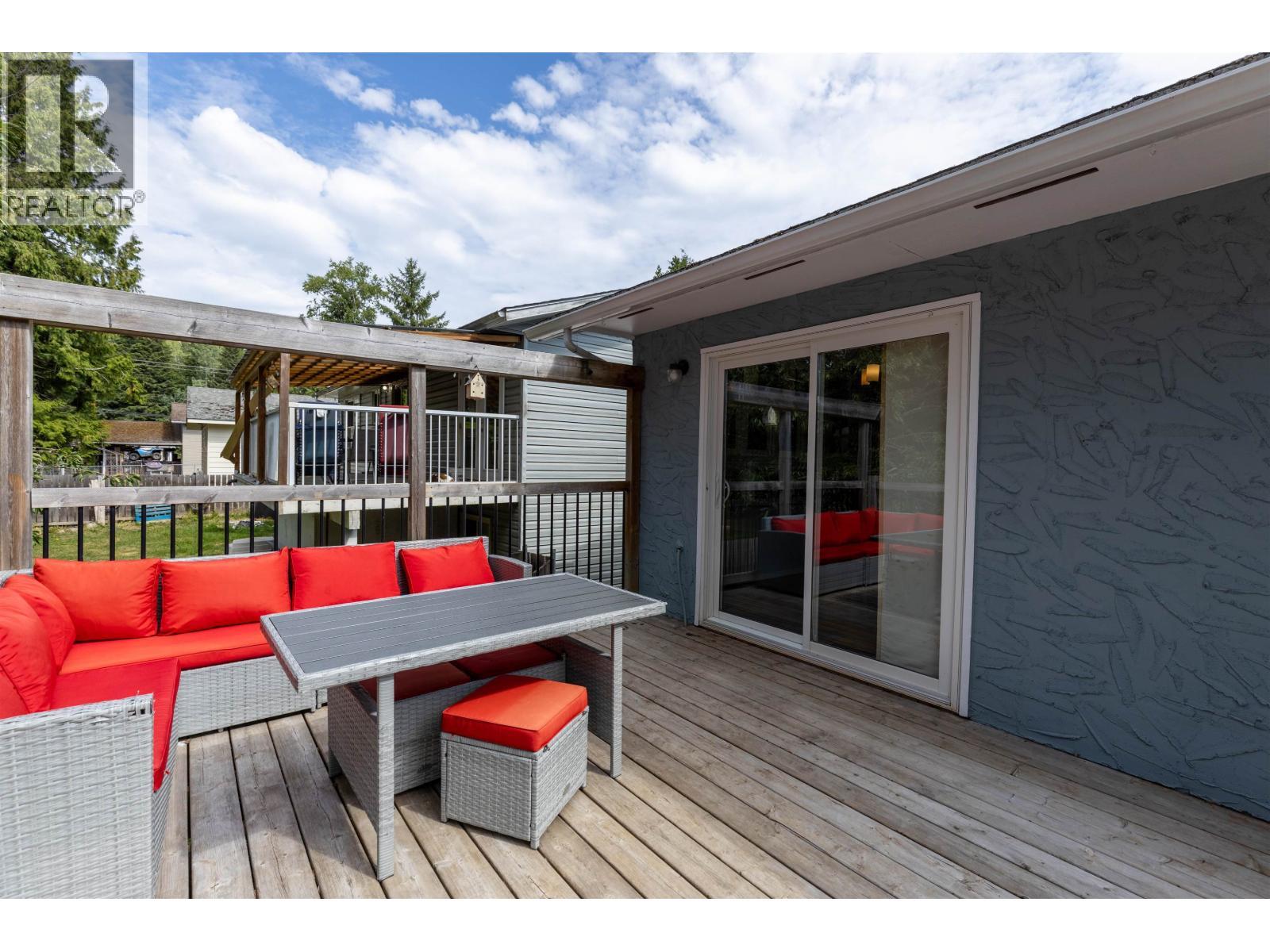 












4121 SKOGLUND STREET

,
Terrace,




British Columbia
V8G2X1

