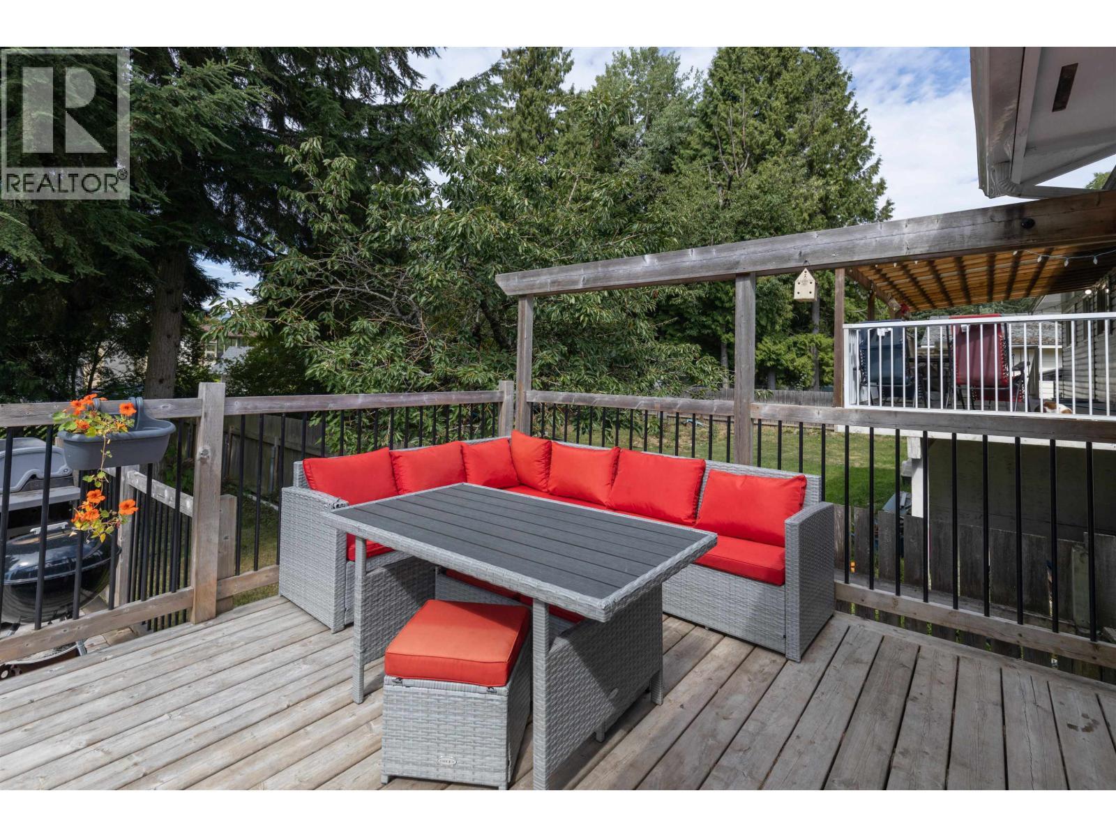 












4121 SKOGLUND STREET

,
Terrace,




British Columbia
V8G2X1

