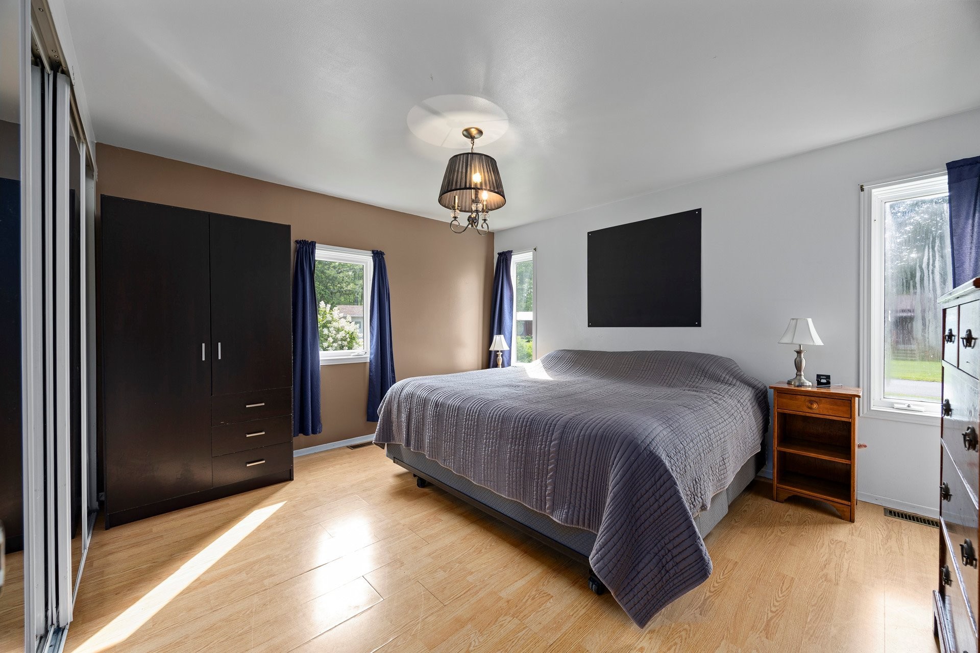 









1500


Rue Rolland

,
Les Cèdres,




QC
J7T1K7


