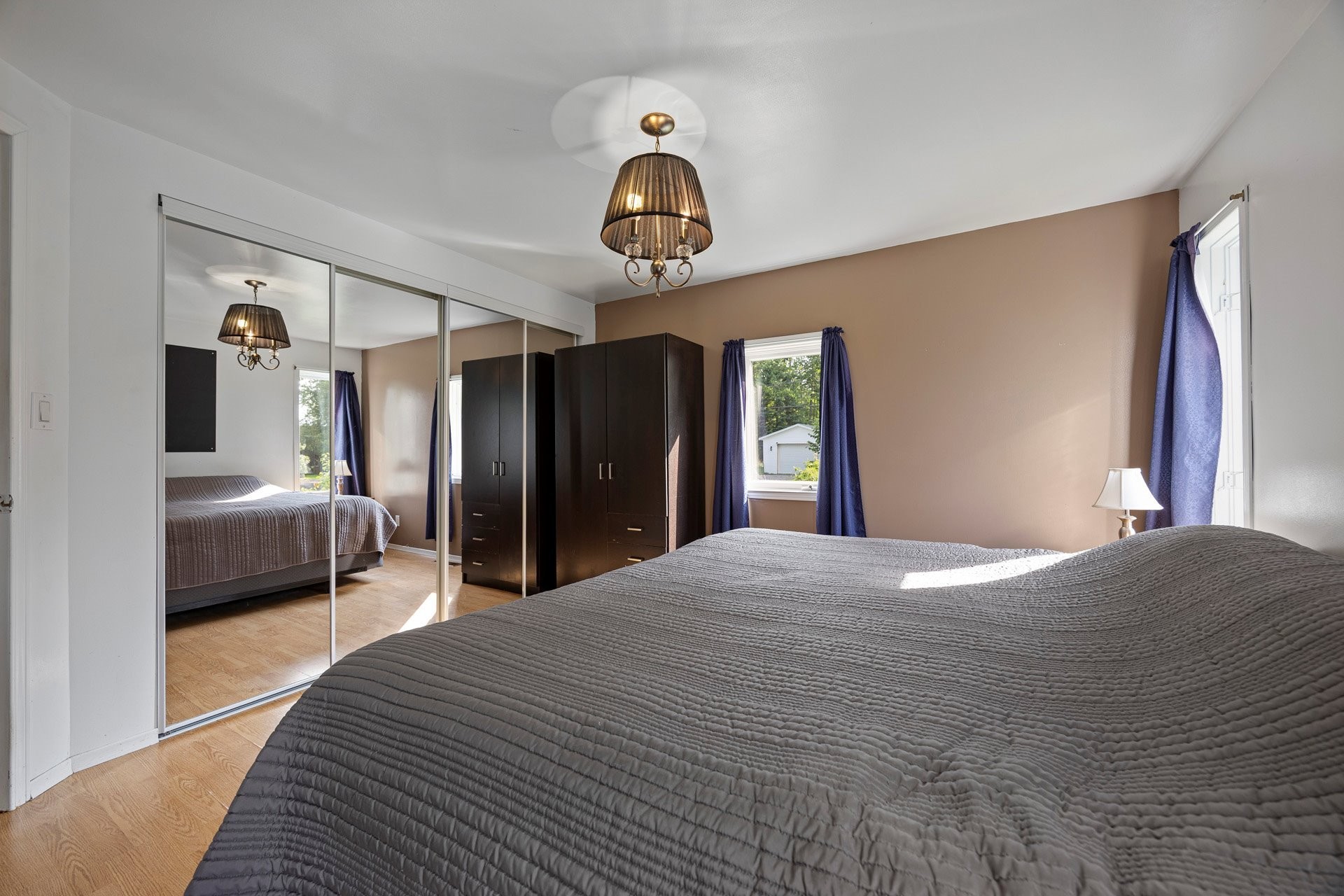 









1500


Rue Rolland

,
Les Cèdres,




QC
J7T1K7

