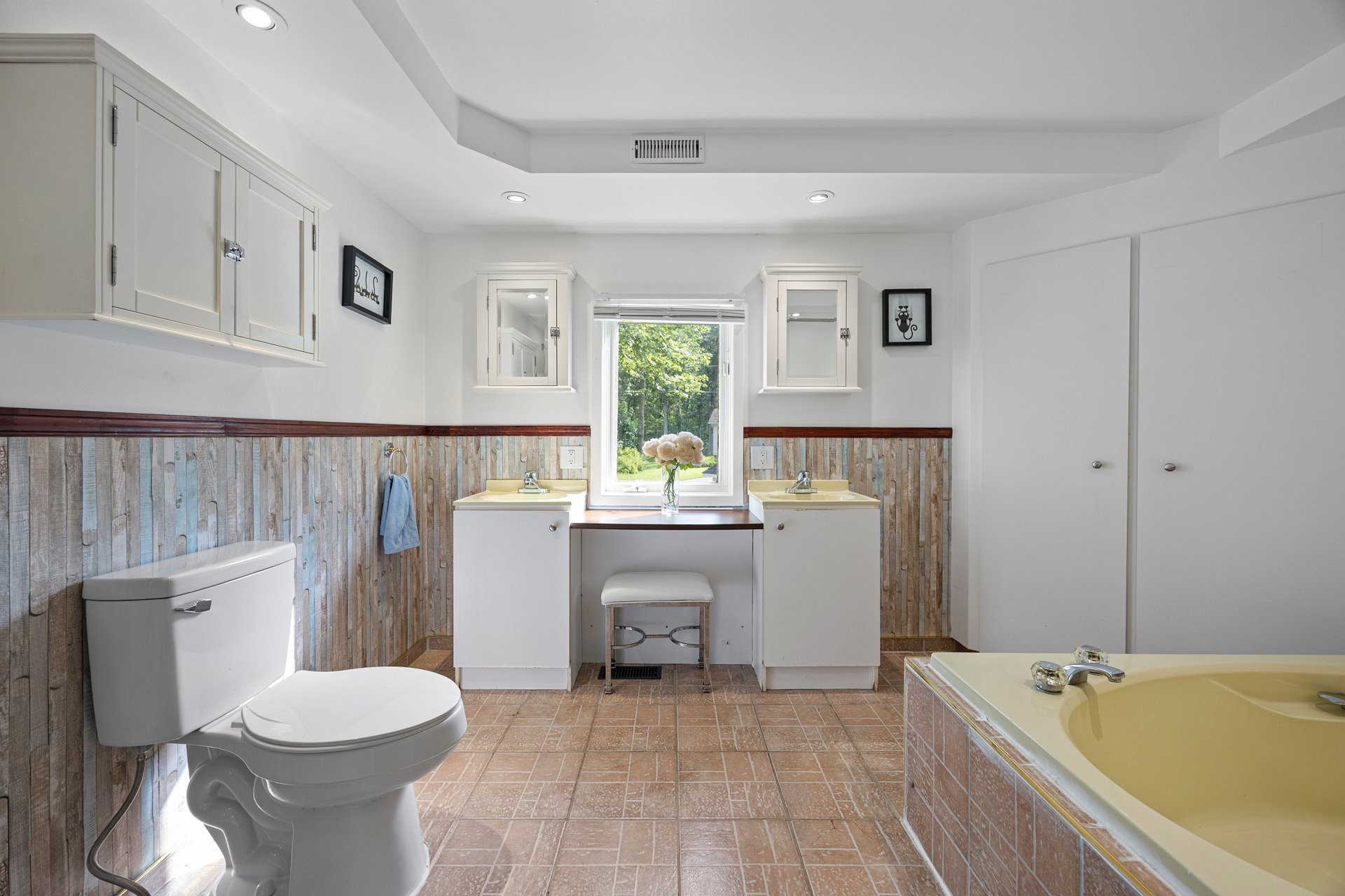 









1500


Rue Rolland

,
Les Cèdres,




QC
J7T1K7

