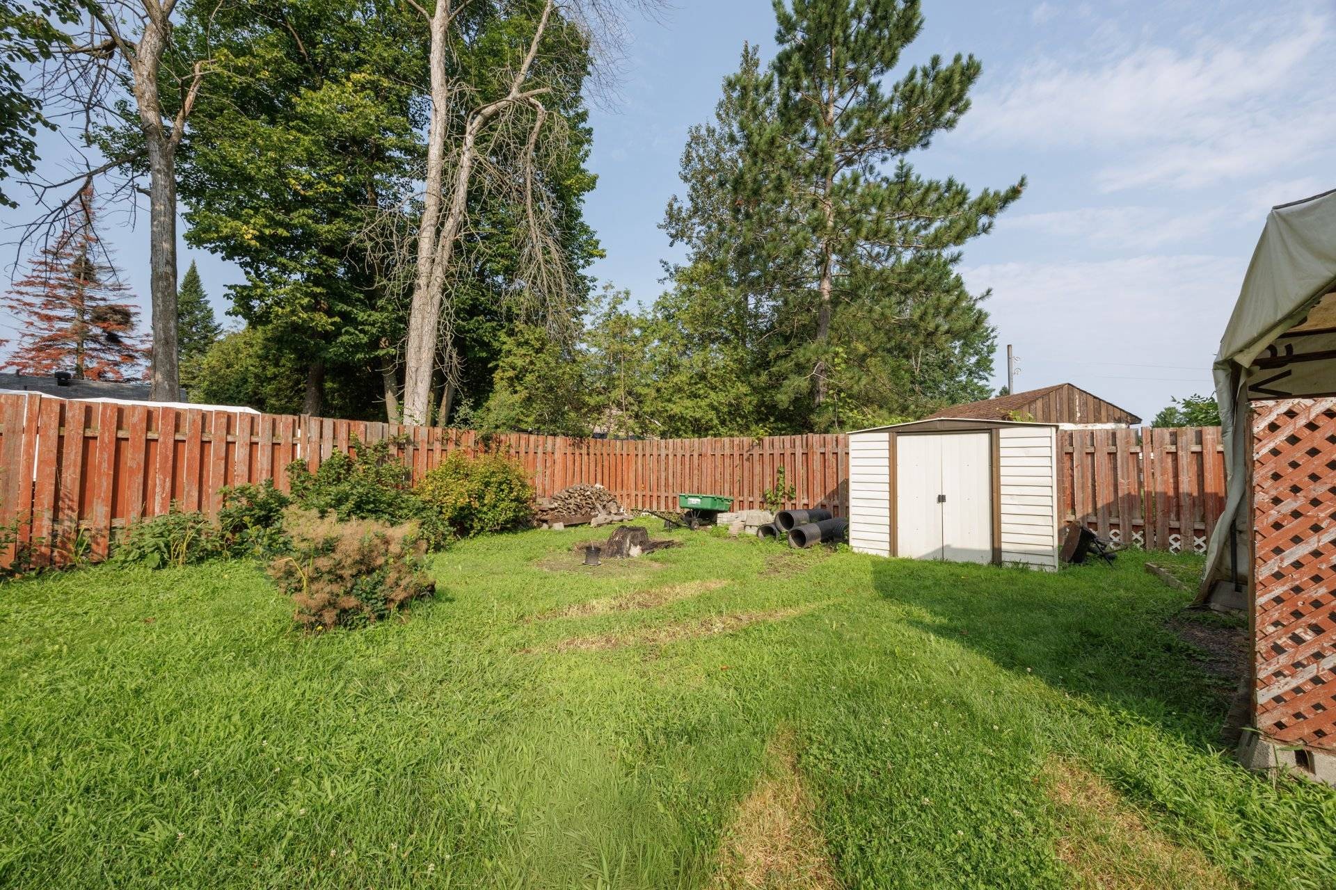 









1500


Rue Rolland

,
Les Cèdres,




QC
J7T1K7

