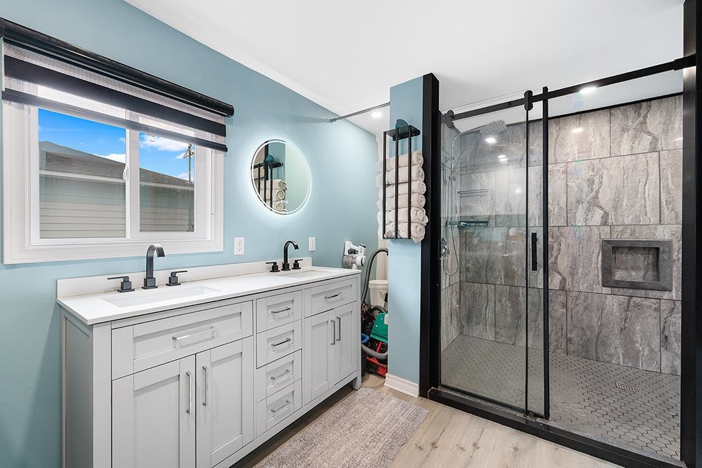 









14


Rue de Clarendon

,
Portage-du-Fort,




QC
J0X2T0

