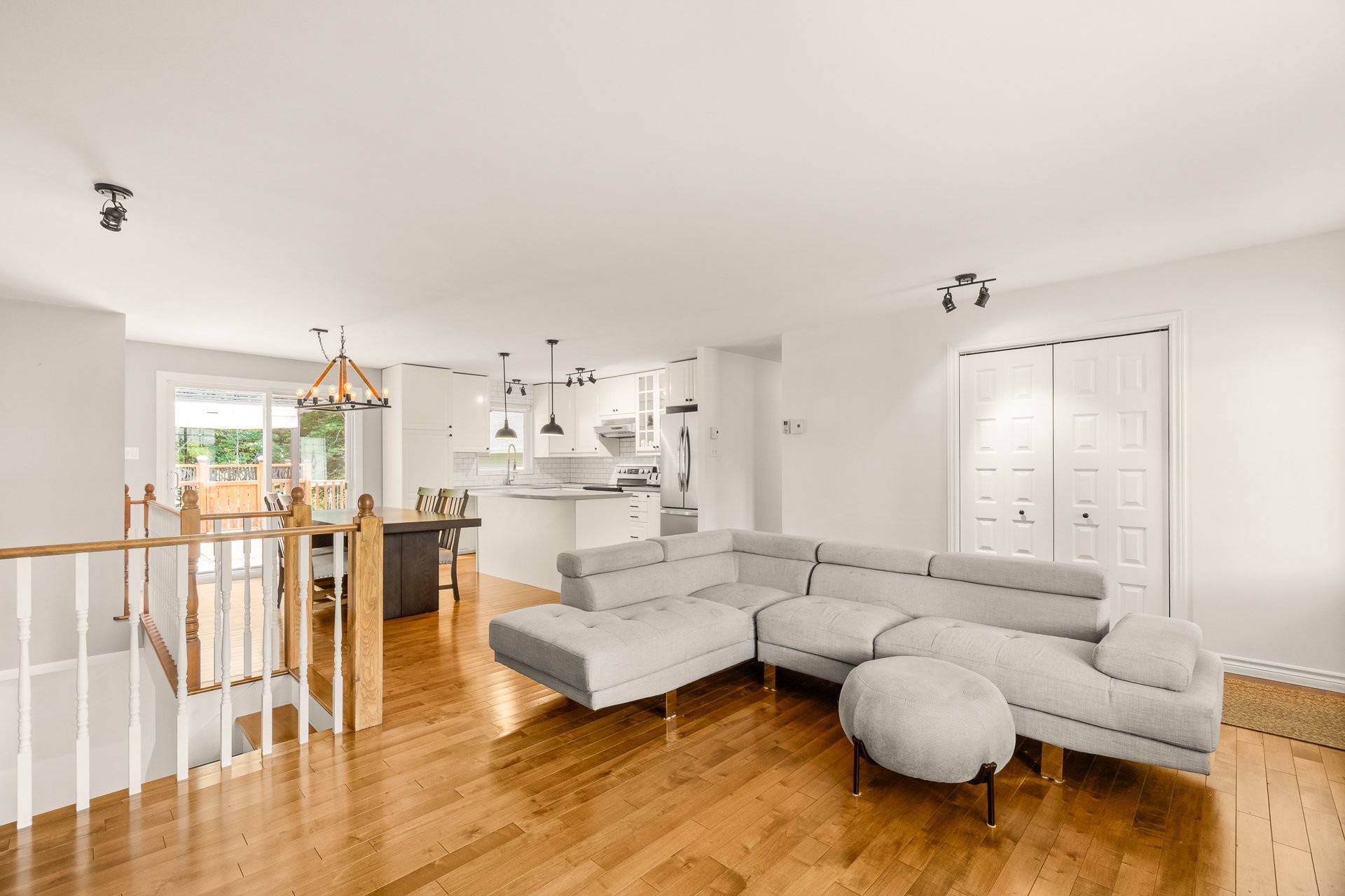 









3355


Boul. Thibeau

,
Trois-Rivières,




QC
G8W2H4

