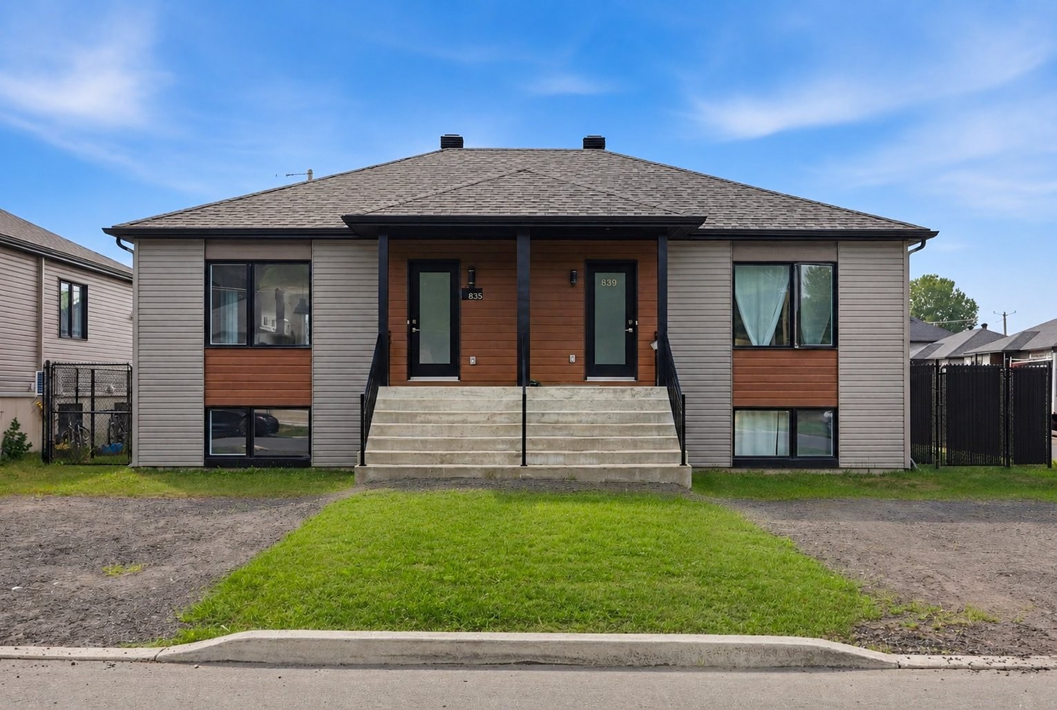









835


Rue Richelieu

,
Saint-Roch-de-Richelieu,




QC
J0L2M0

