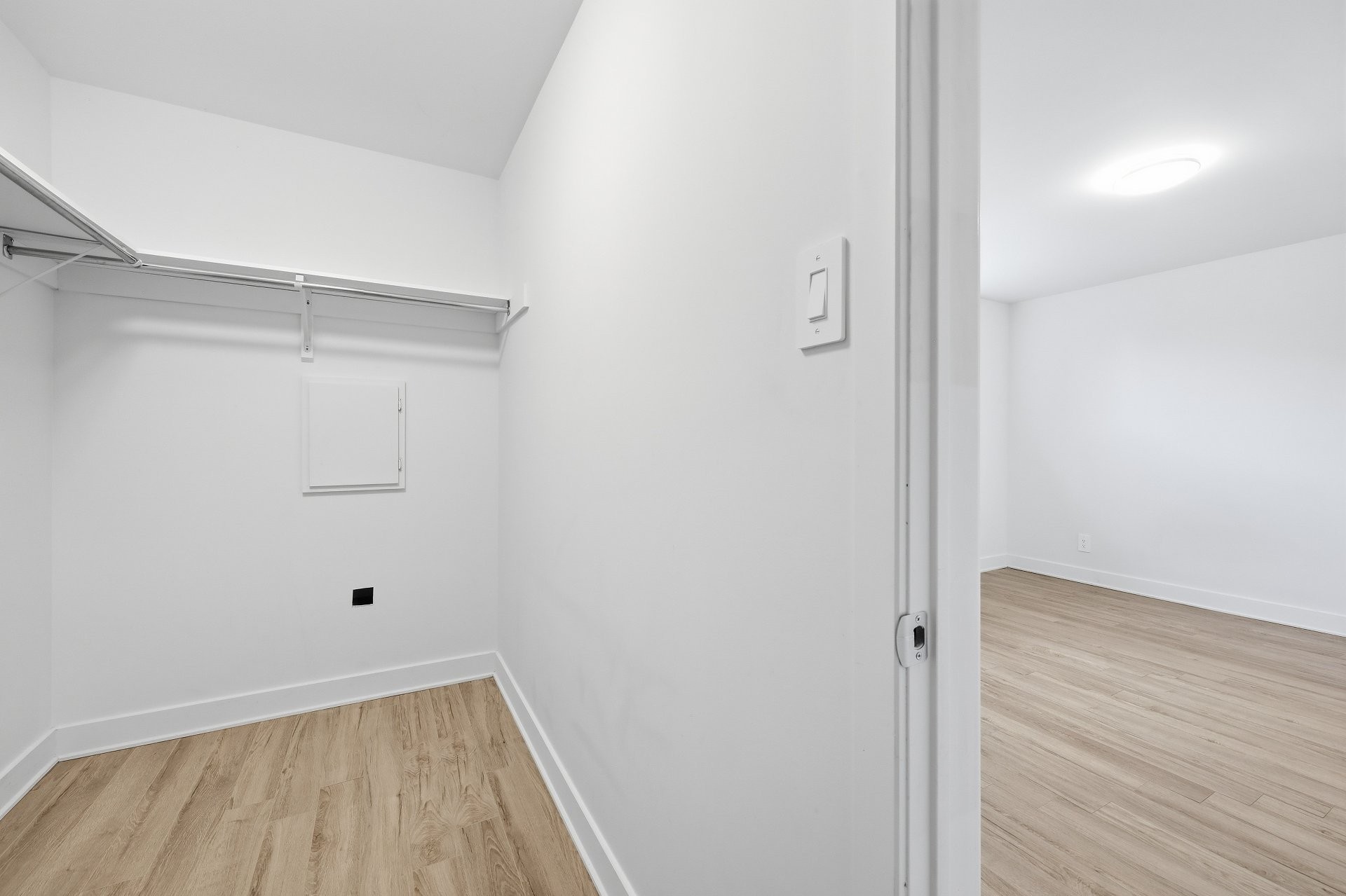 









835


Rue Richelieu

,
Saint-Roch-de-Richelieu,




QC
J0L2M0


