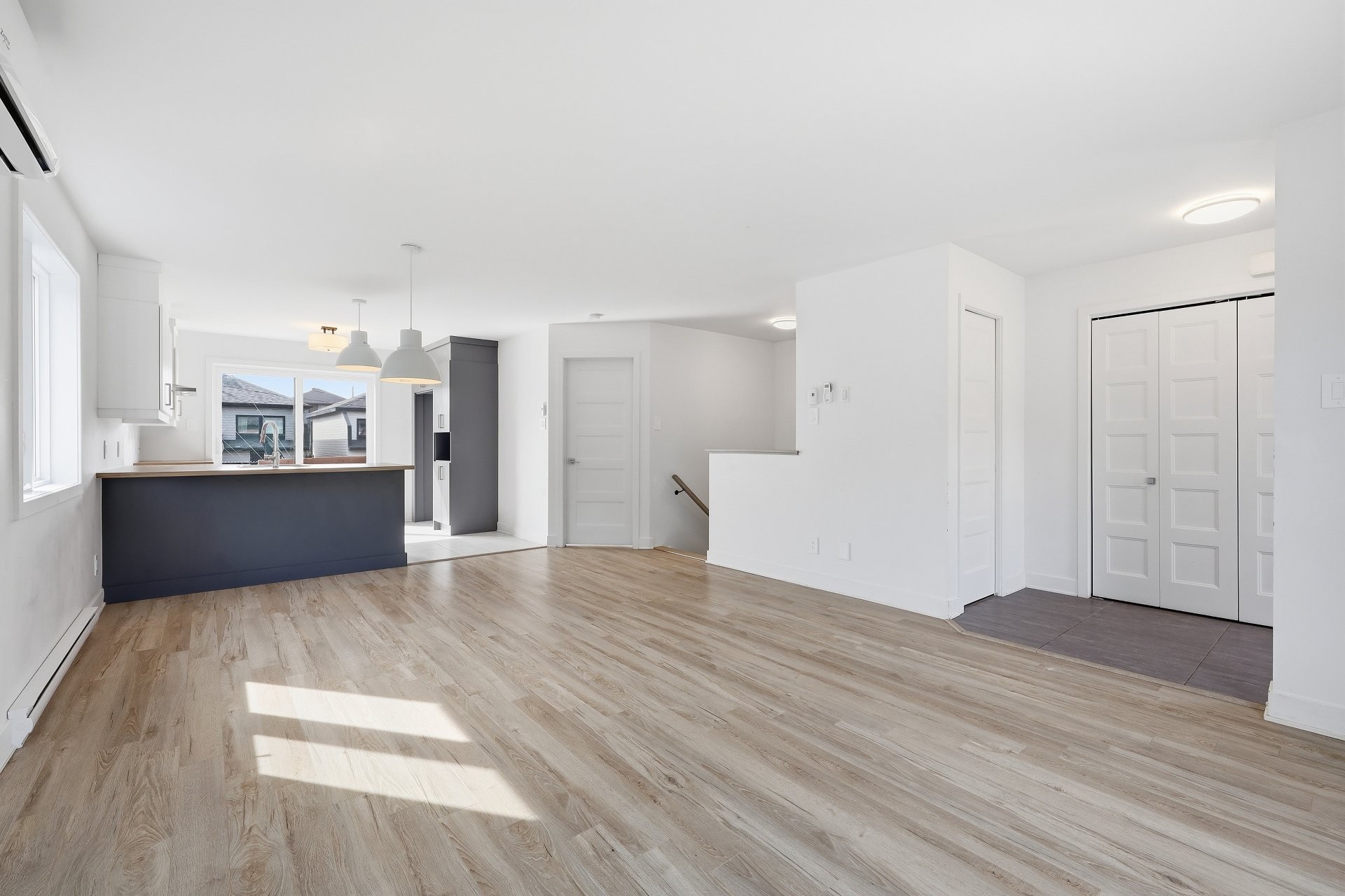 









835


Rue Richelieu

,
Saint-Roch-de-Richelieu,




QC
J0L2M0

