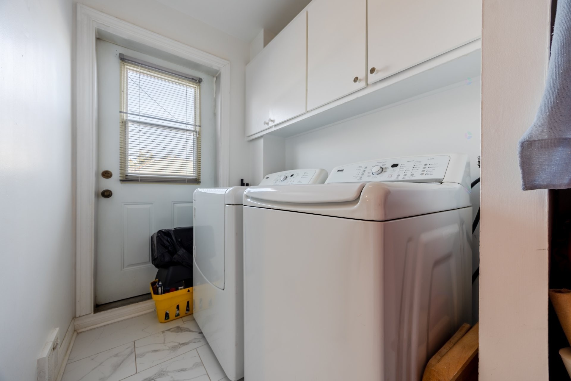 









22


Rue Sunnydale

,
Dollard-des-Ormeaux,




QC
H9B1E2

