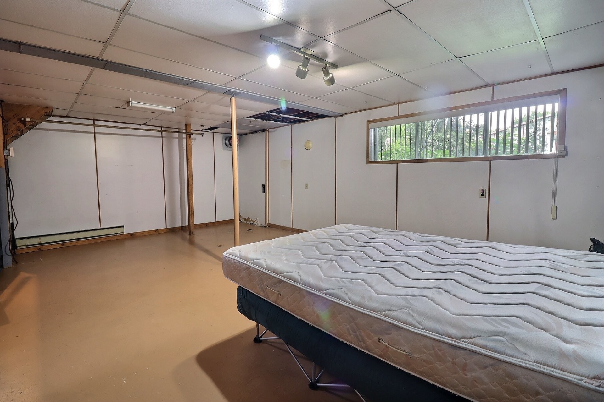 









2506


Rue Drouin

,
Saguenay (Jonquière),




QC
G7S5A2

