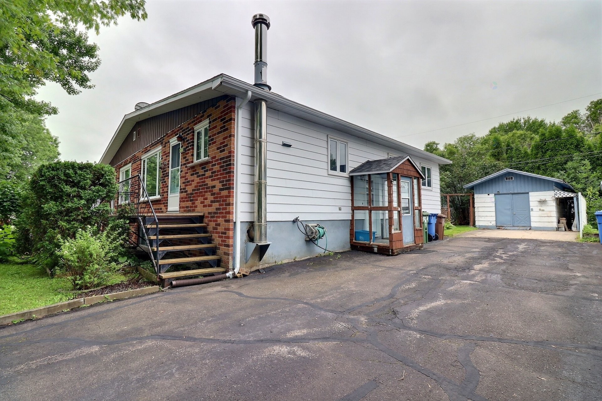 









2506


Rue Drouin

,
Saguenay (Jonquière),




QC
G7S5A2


