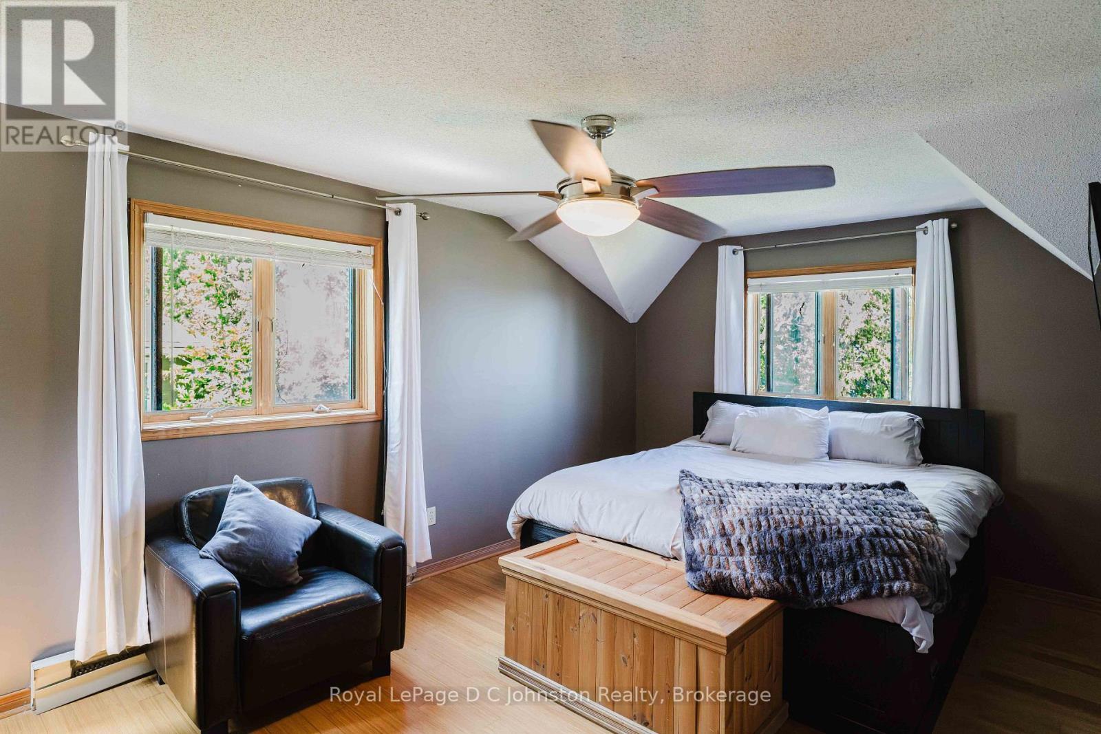 












254 BLANCHFIELD ROAD

,
Saugeen Shores,




Ontario
N0H2L0

