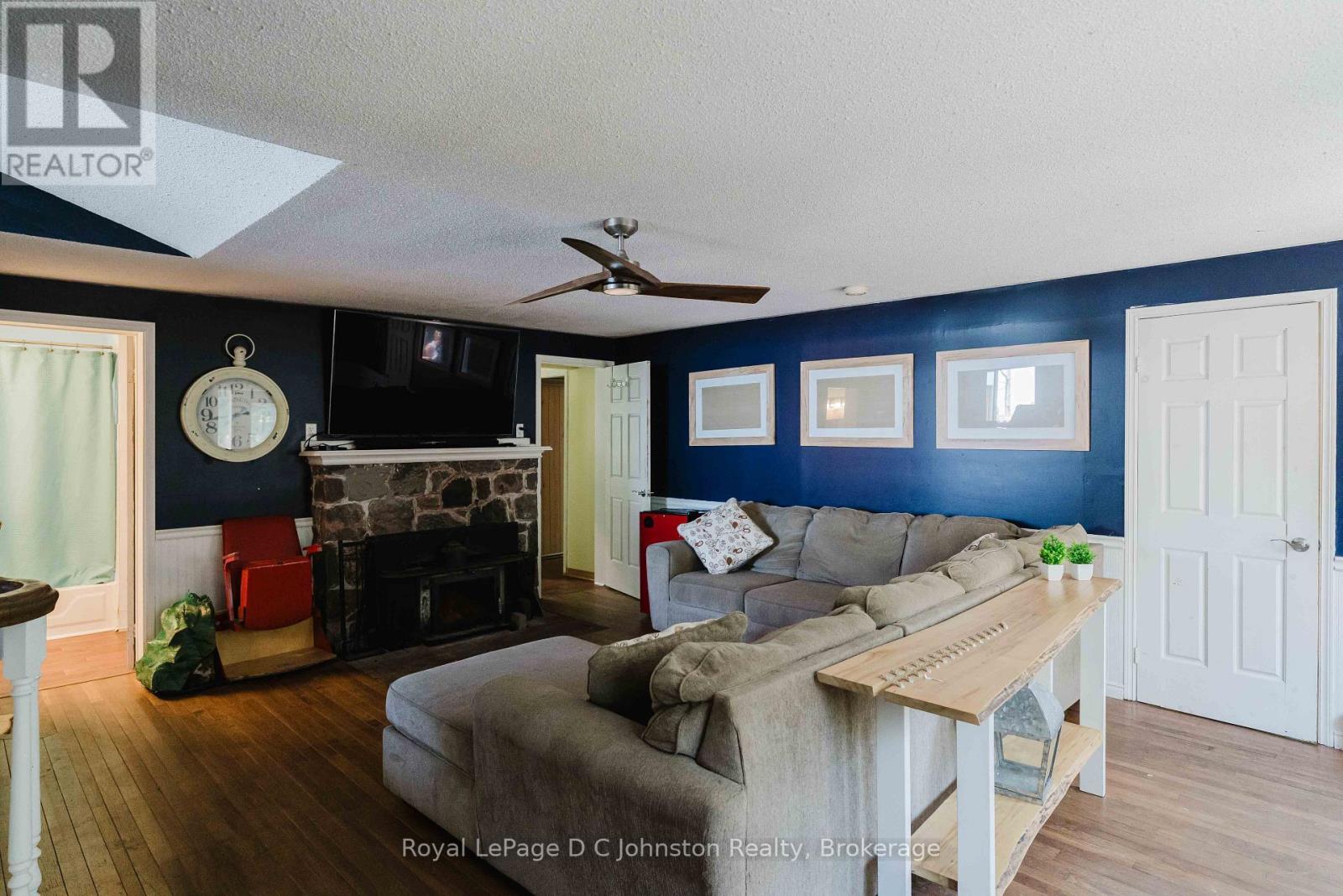 












254 BLANCHFIELD ROAD

,
Saugeen Shores,




Ontario
N0H2L0

