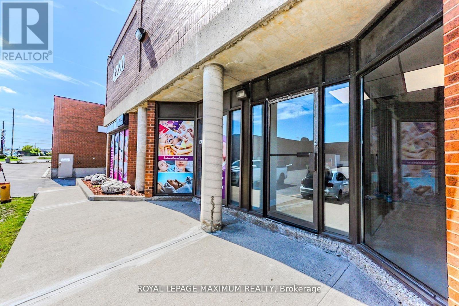












C10 - 4220 STEELES AVENUE W

,
Vaughan,




Ontario
L4L3S8


