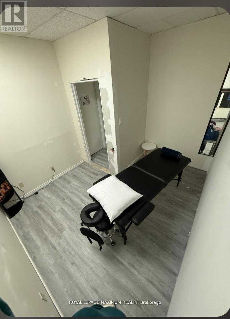 












C10 - 4220 STEELES AVENUE W

,
Vaughan,




Ontario
L4L3S8

