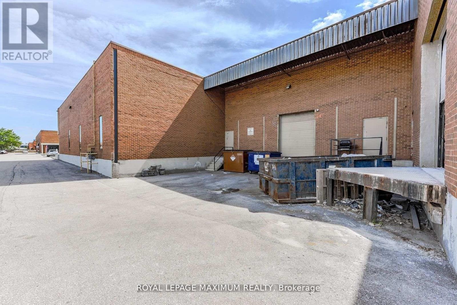 












C10 - 4220 STEELES AVENUE W

,
Vaughan,




Ontario
L4L3S8

