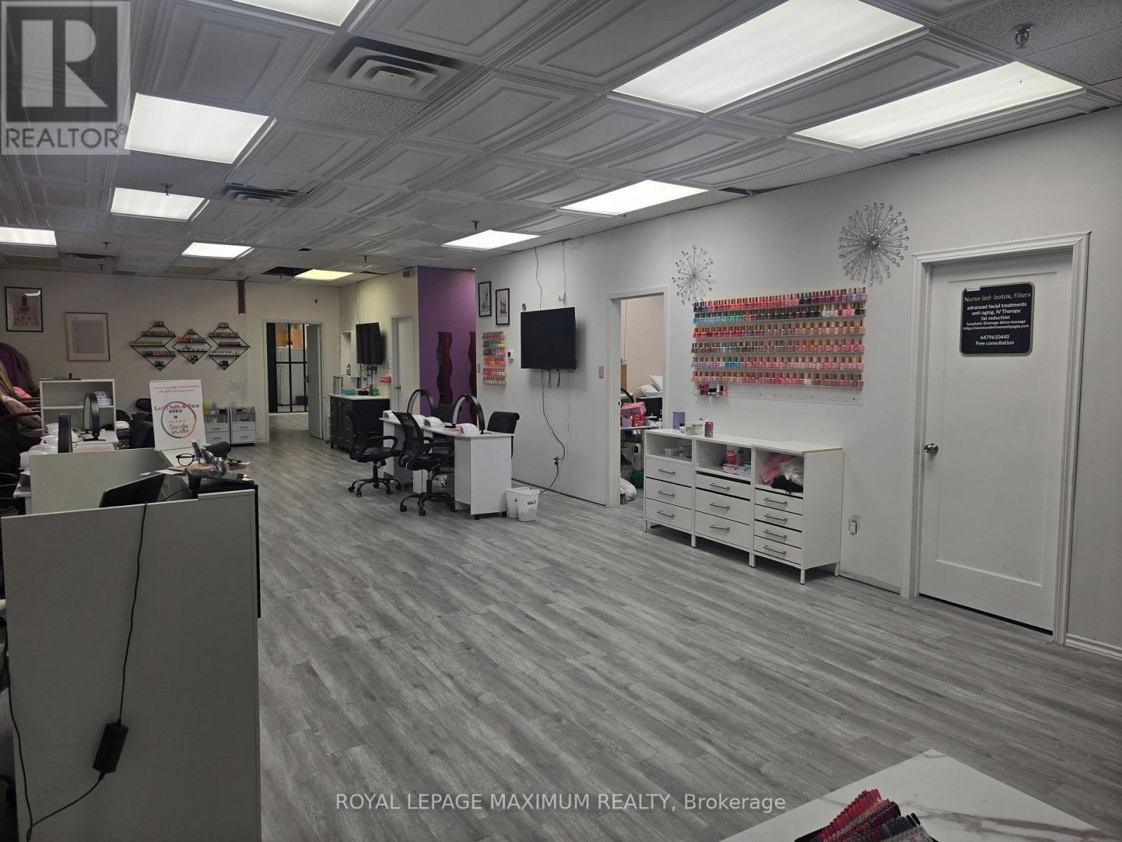 












C10 - 4220 STEELES AVENUE W

,
Vaughan,




Ontario
L4L3S8

