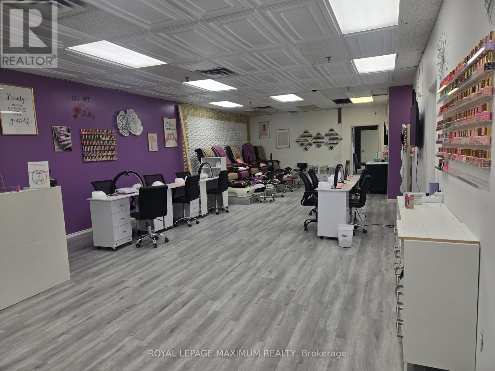 












C10 - 4220 STEELES AVENUE W

,
Vaughan,




Ontario
L4L3S8

