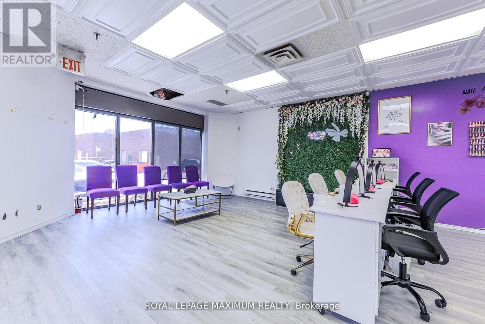












C10 - 4220 STEELES AVENUE W

,
Vaughan,




Ontario
L4L3S8

