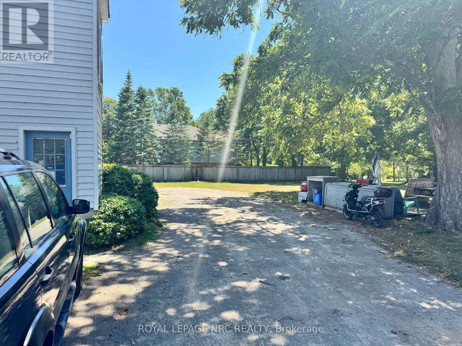 












3993 WELLINGTON COURT

,
Fort Erie (Crystal Beach),




Ontario
L0S1B0

