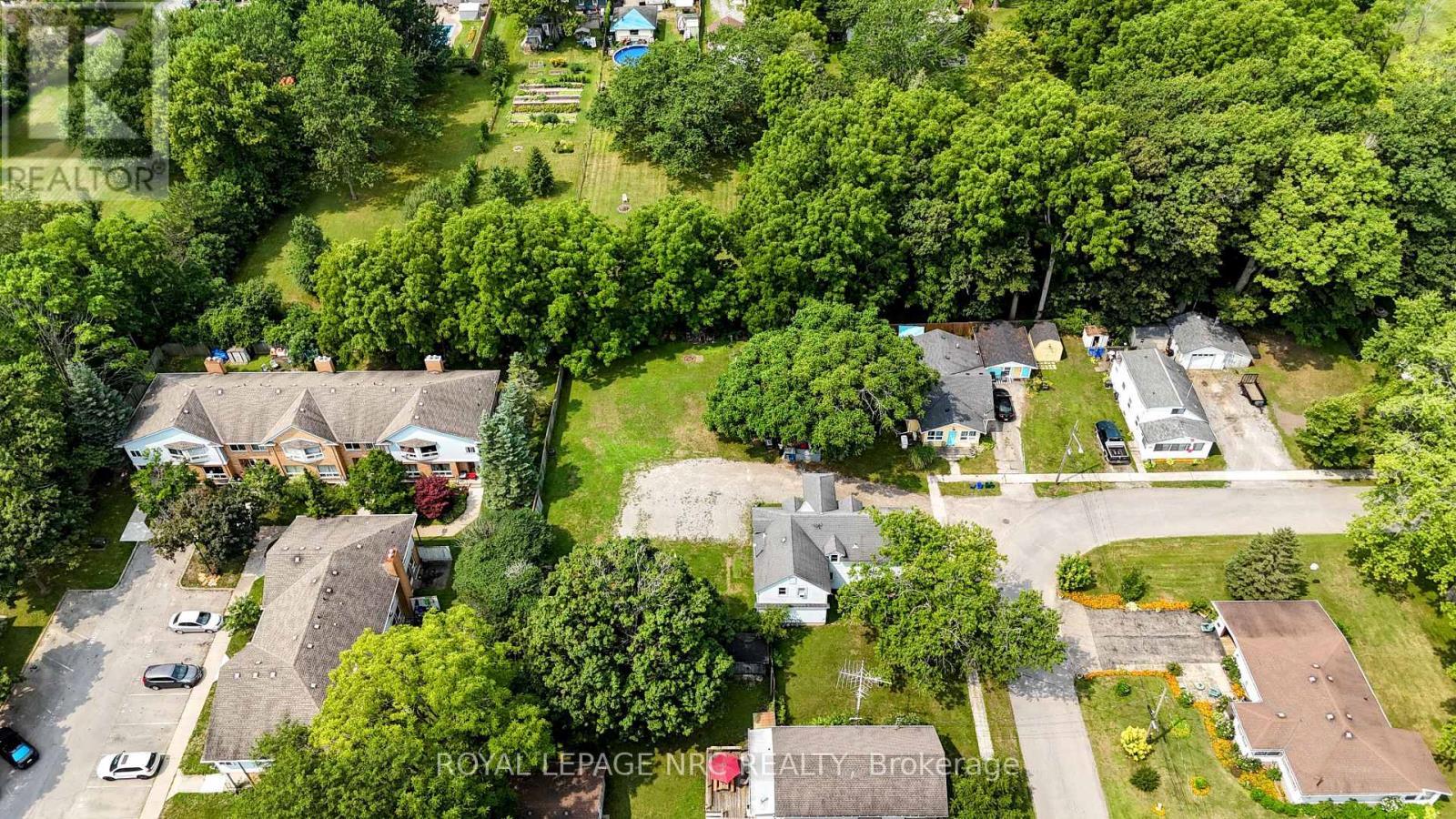 












3993 WELLINGTON COURT

,
Fort Erie (Crystal Beach),




Ontario
L0S1B0

