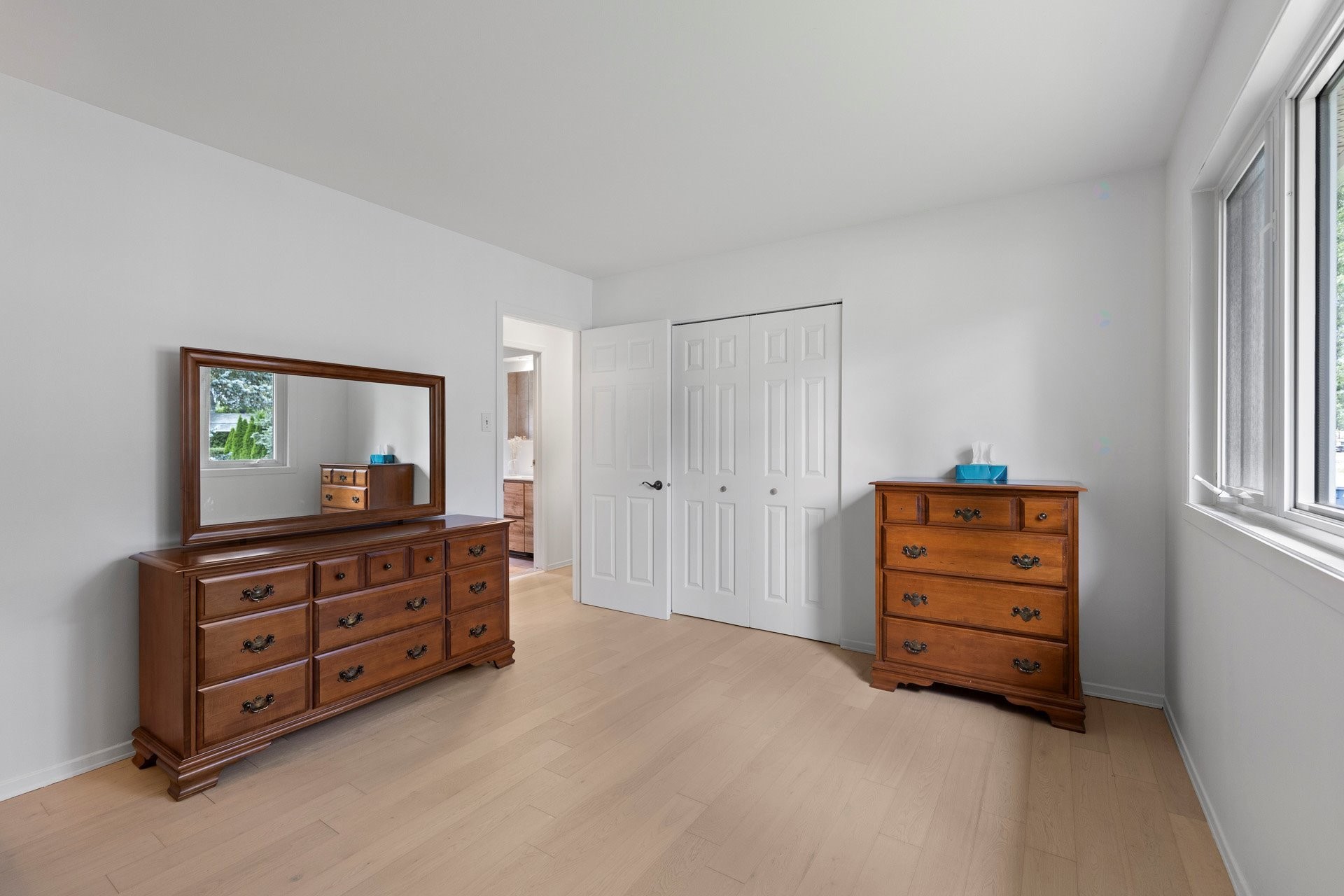 









325


Rue Laporte

,
Vaudreuil-Dorion,




QC
J7V6Z1

