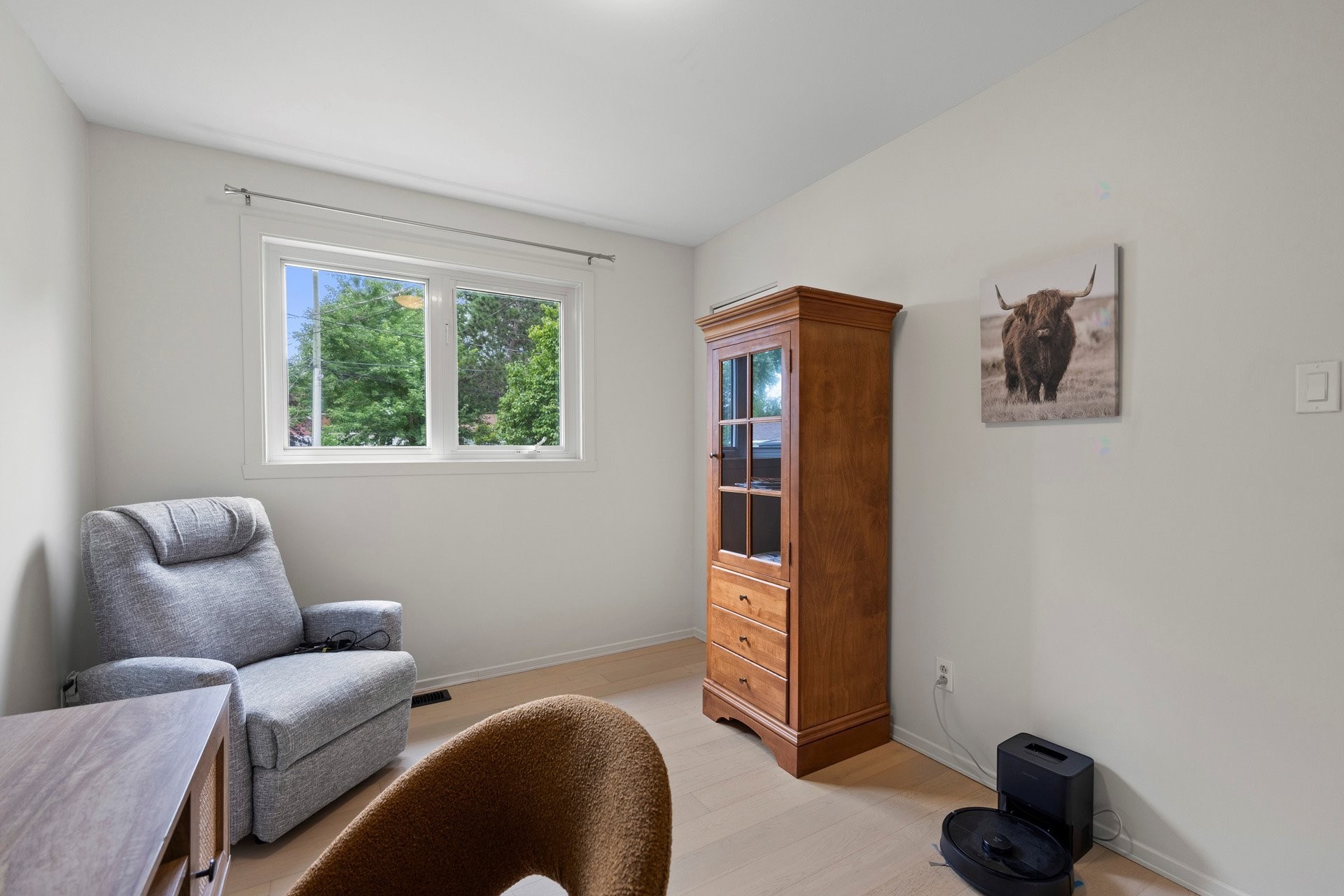 









325


Rue Laporte

,
Vaudreuil-Dorion,




QC
J7V6Z1

