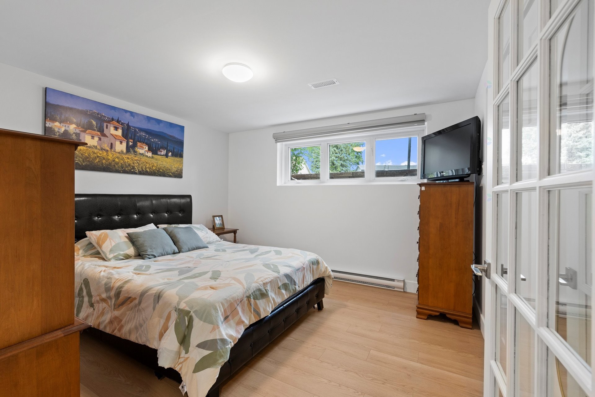 









325


Rue Laporte

,
Vaudreuil-Dorion,




QC
J7V6Z1

