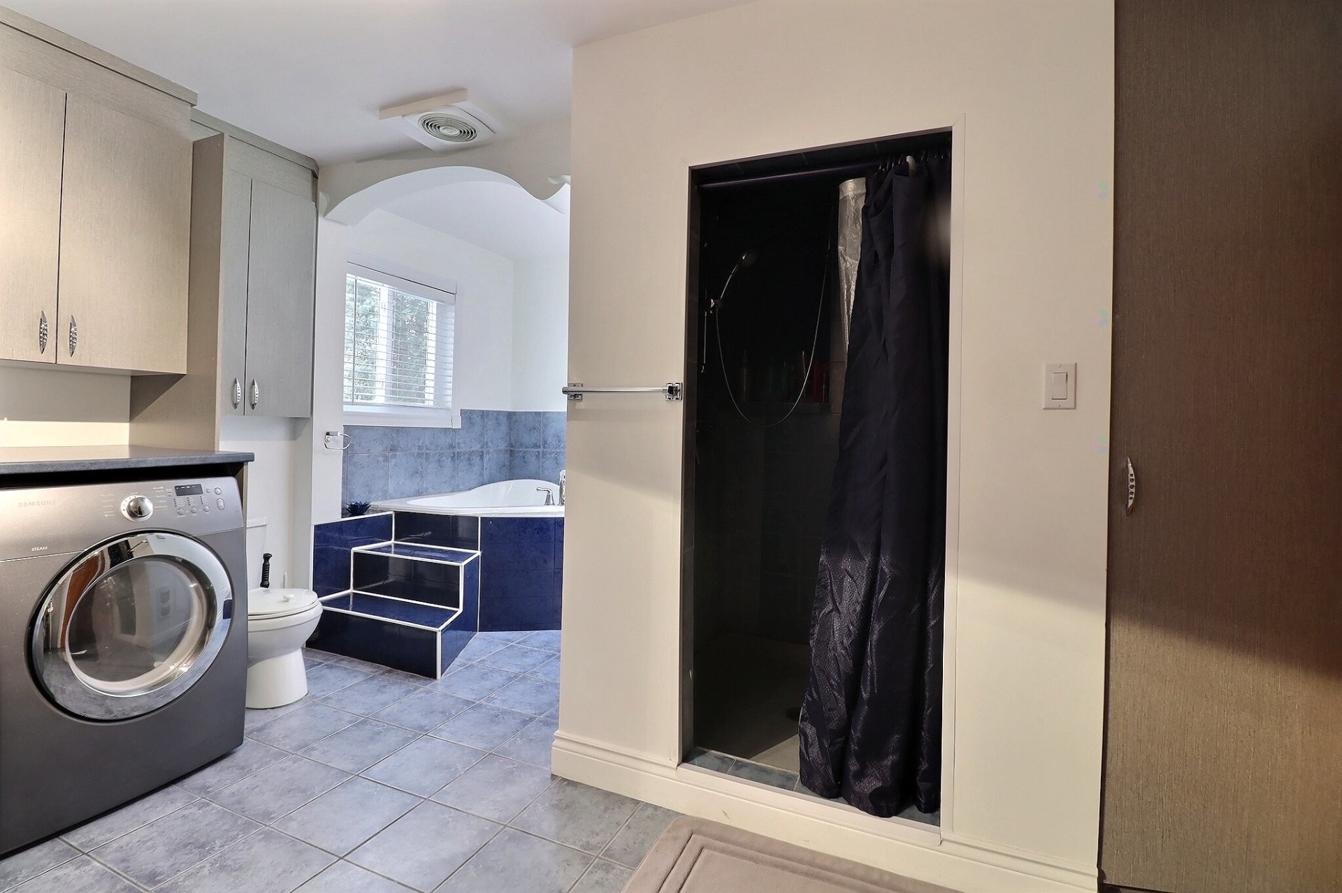 









3847

 - 3851


Rue St-Clément

,
Saguenay (Jonquière),




QC
G7X2S1

