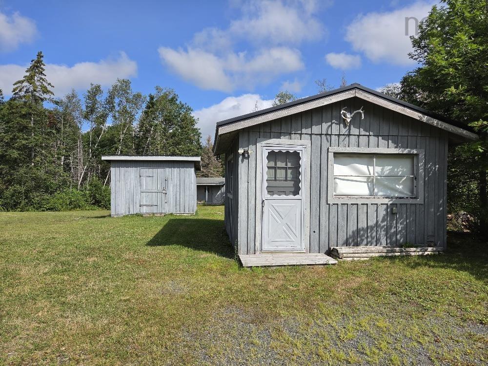 












9 Highway 256

,
East Earltown,




NS
B0K 1V0

