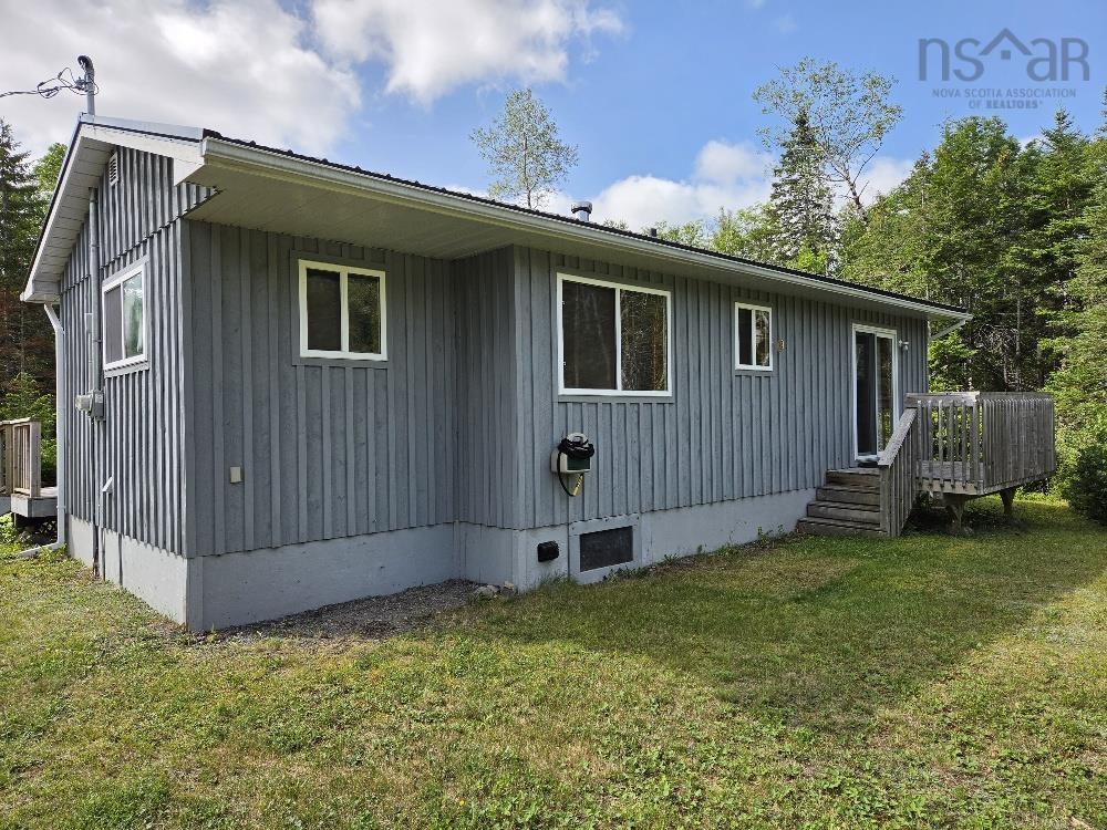












9 Highway 256

,
East Earltown,




NS
B0K 1V0

