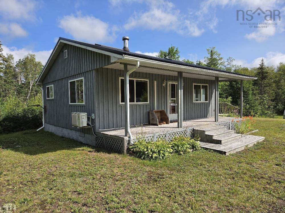 












9 Highway 256

,
East Earltown,




NS
B0K 1V0

