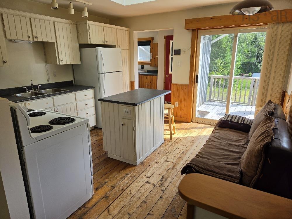 












9 Highway 256

,
East Earltown,




NS
B0K 1V0

