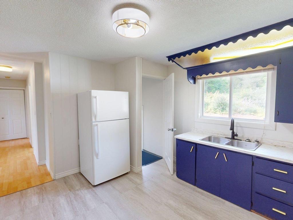 












79 Meadow Brook Hill

,
Mulgrave,




NS
B0E 2G0


