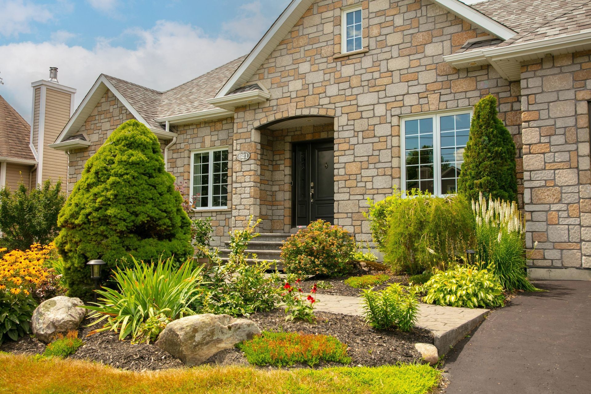 









621


18e Avenue

,
Magog,




QC
J1X7J1

