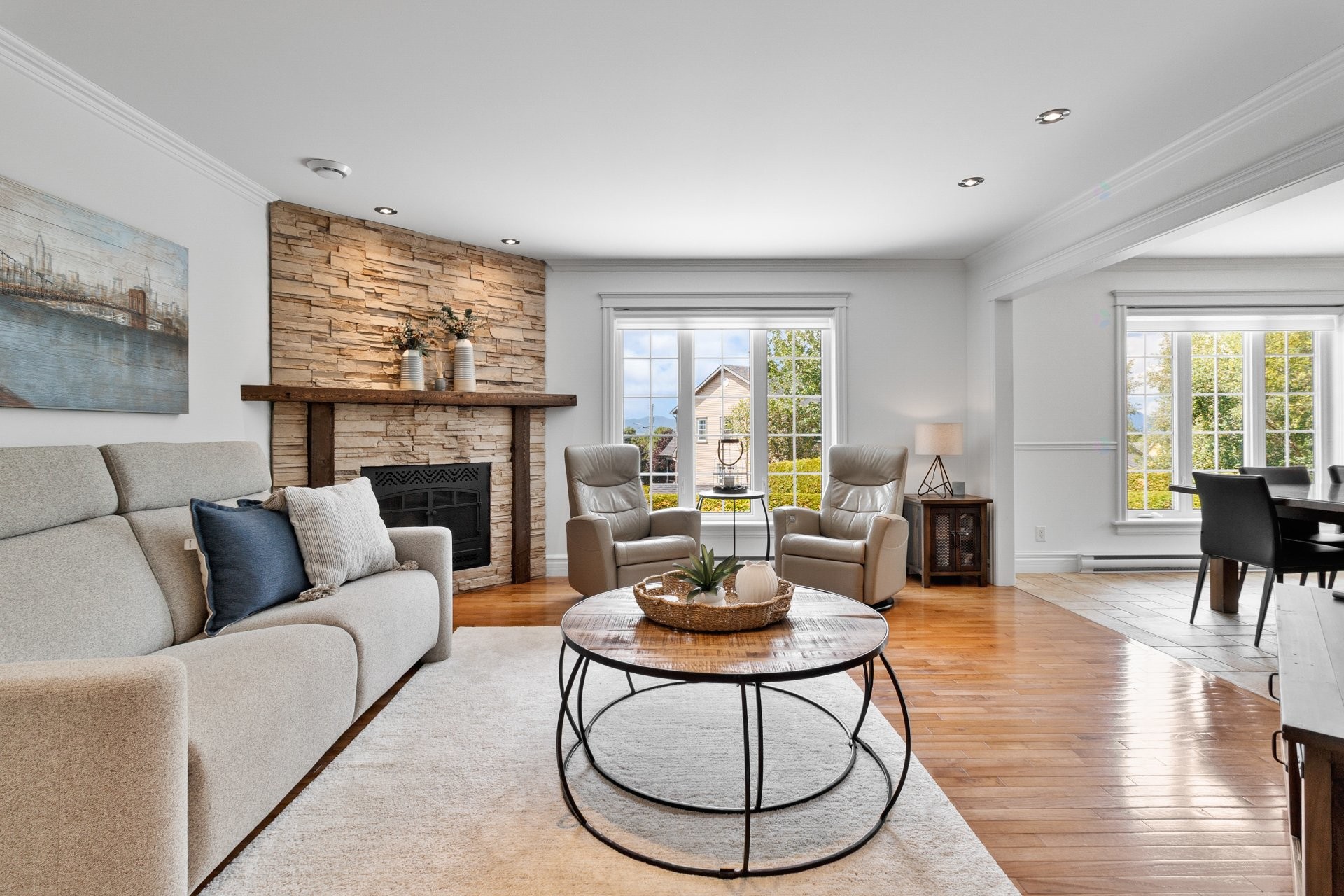 









621


18e Avenue

,
Magog,




QC
J1X7J1

