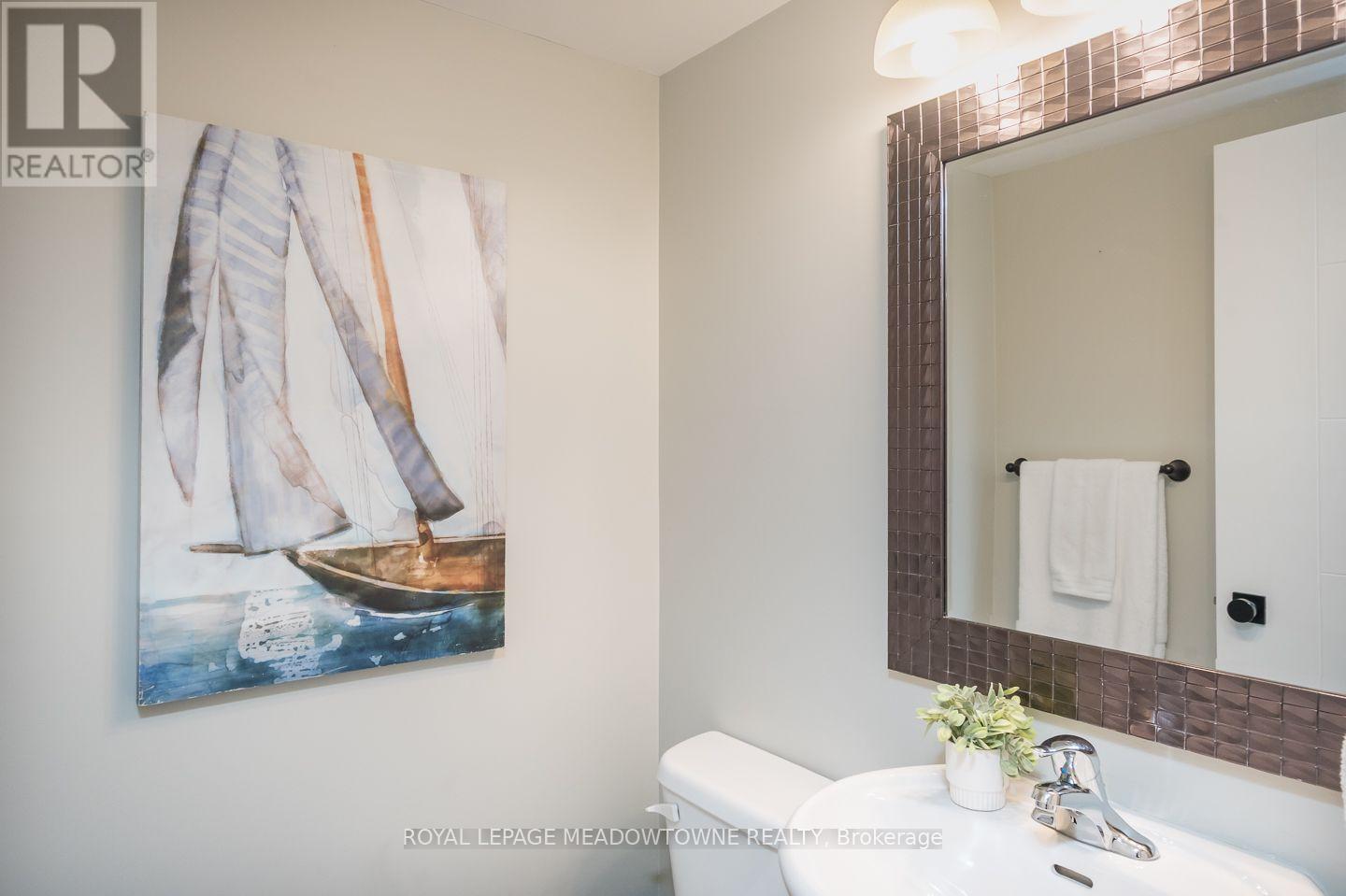 












15 - 2563 SIXTH LINE

,
Oakville,




Ontario
L6H0H7

