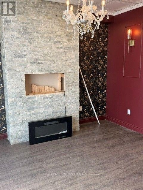 












6 - 110 ANNE STREET

,
Barrie,




Ontario
L4N2E3

