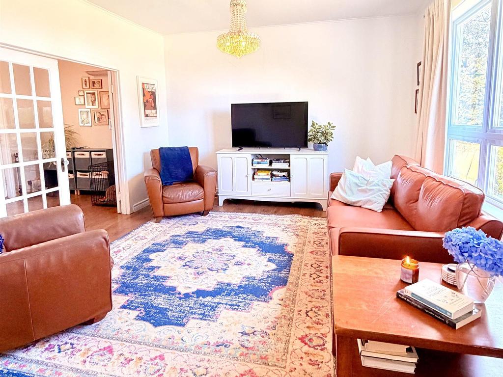 












15 Church Street

,
Inverness,




NS
B0E 1N0

