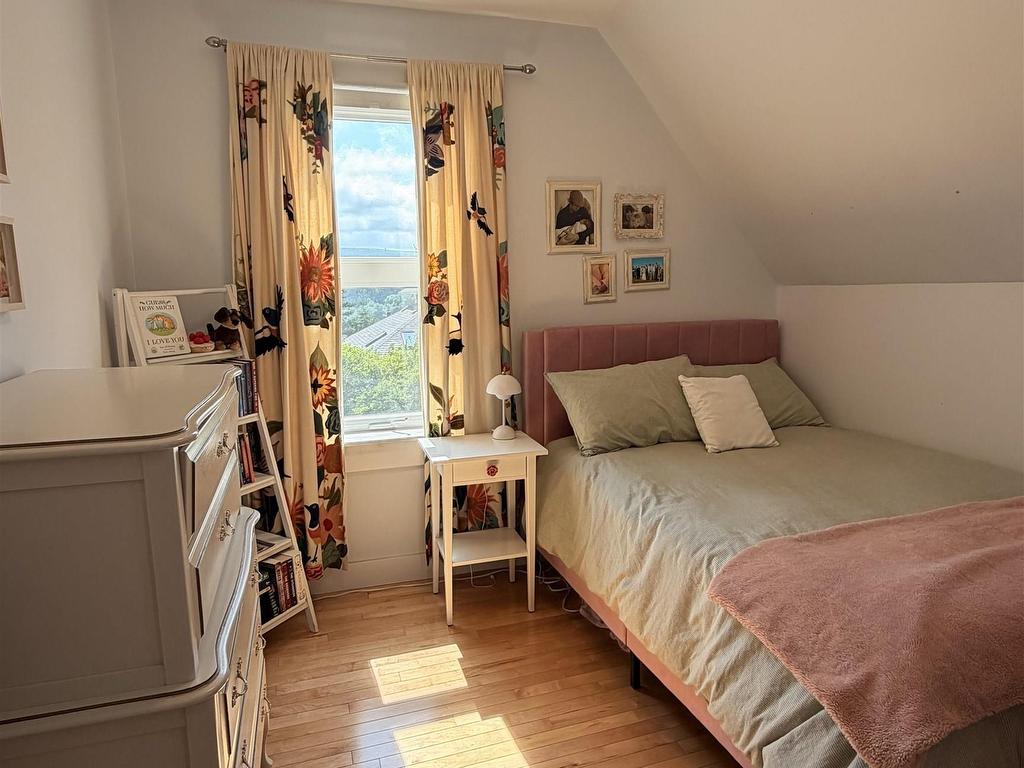 












15 Church Street

,
Inverness,




NS
B0E 1N0

