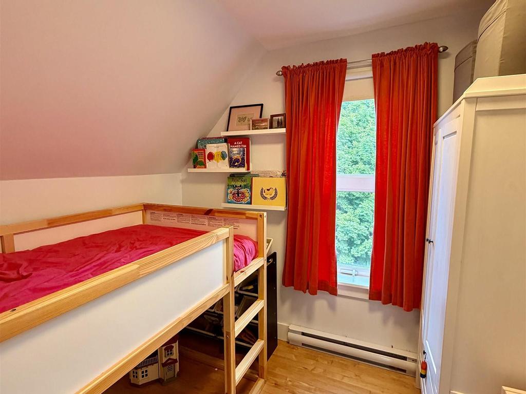 












15 Church Street

,
Inverness,




NS
B0E 1N0

