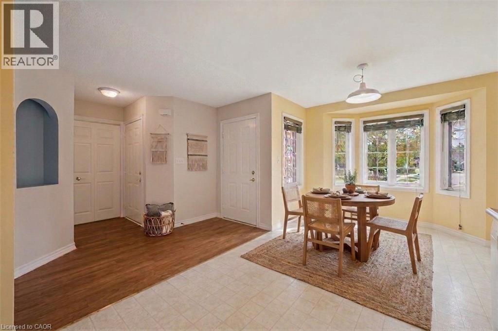 












46 TERRAVIEW Crescent

,
Guelph,




Ontario
N1G5E9

